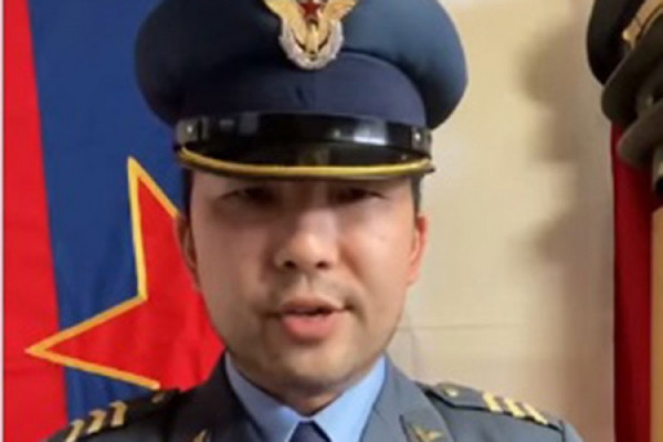 Japanac oduševljen Jugoslavijom otpjevao "Hej vojnici, vazduhoplovci"