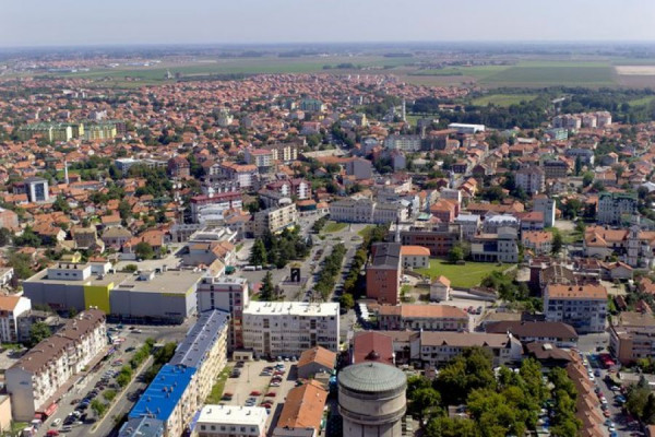 Bijeljina: U porodici Simić rođeno deseto dijete