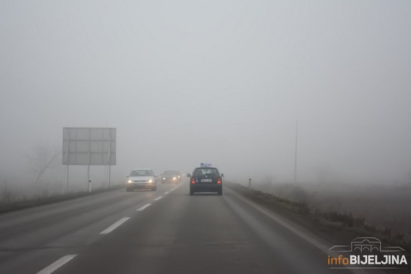 Voziti oprezno zbog magle i poledice