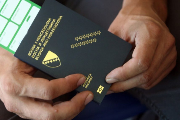 Od oktobra 2016. bez državljanstva BiH ostale 33 osobe