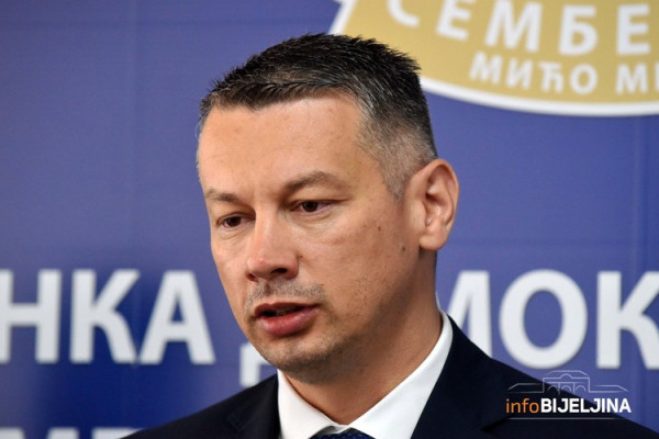 Nešić: Ne bojim se Dodika