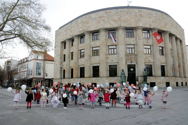 ONI ĆE PJEVATI ZA “MRVICE” Djeca učesnici večeri “S ljubavlju hrabrim srcima”, a evo ko je specijalni gost