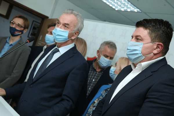 "POSTIGLI SMO DOGOVOR" Milan Radović od danas član SDS, Šarović mu odmah dao VAŽNE FUNKCIJE