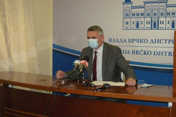 SINIŠA MILIĆ PODNIO OSTAVKU Pregovori o formiranju skupštinske većine Brčko distrikta u toku