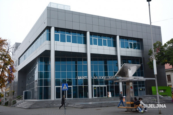 Pozorište "Semberija": Glumci vrijedni i tokom pandemije