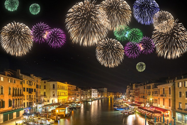 KORONA MIJENJA TRADICIJU Konte najavio uvođenje STROŽIH MJERA tokom praznika