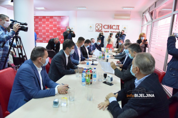 SNSD Bijeljina: Ozvaničena skupštinska većina od 23 odbornika