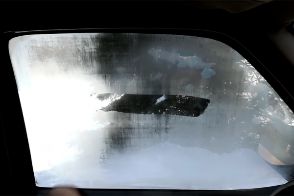 Zamagljeni prozori na automobilu su stvar prošlosti, postoji rješenje