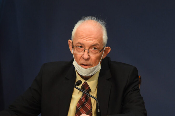 Kon: Nije vrijeme za popuštanje mjera