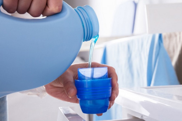 Napravite sami: Jeftini tečeni deterdžent za pranje veša