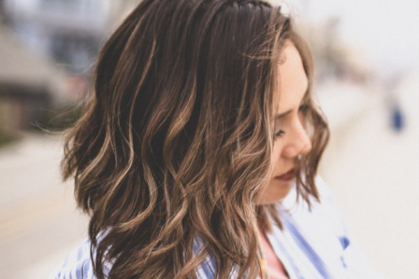 Trik kako da napravite prelijepe lokne uz pomoć čarapa