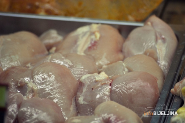 Nema obustave izvoza piletine iz BiH u EU