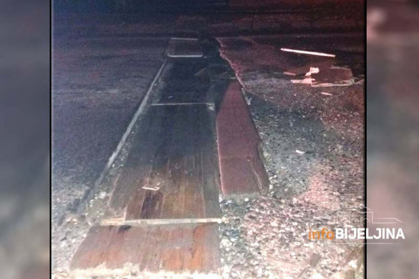“DASKE LETE NA SVE STRANE” Raskopana Račanska ulica danima čeka asfalt (FOTO)
