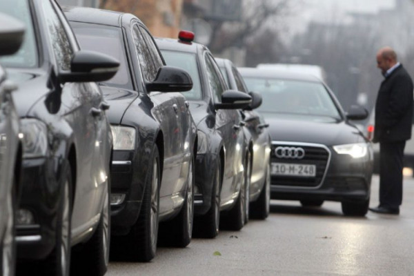 50 miliona maraka godišnje za službena vozila u BiH