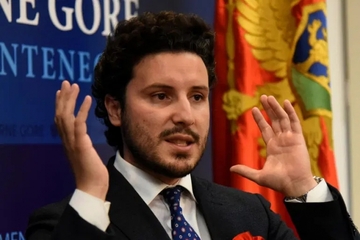 "RAZRIJEŠITI ĐUKANOVIĆA" Abazović smatra da će se na taj način poslati važna politička poruka