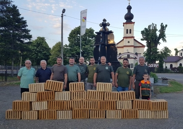 Lovci iz Crnjelova ubacili u lovište 50 zečeva, svaki košta 100 evra (FOTO)