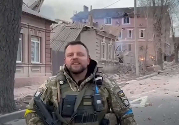 "DJECA UMIRU, GRAD UNIŠTEN" Ukrajinski policijac pokazao kako izgleda Marijupolj, uputio apel Zapadu