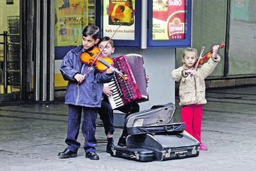Pjevali su na ulici, pa OSVOJILI 100.000 EVRA: Pilerovi su pobijedili u popularnom takmičenju, a onda svoj talenat pokazali i ostatku svijeta