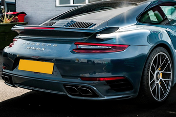 Za 10 najluksuznijih auta u BiH dato više od tri miliona KM