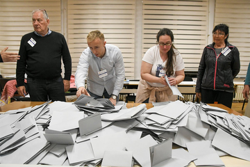 Stižu rezultati dijaspore, velika podrška za Vučića