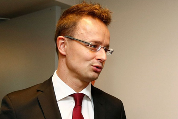 Sijarto: Mađarska neće podržati bilo kakve sankcije Dodiku