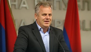 „Djevojka sa prosjekom 9,8 gubi posao jer nije u SNSD“ Stanić tvrdi da vlast u Srpskoj ubija školstvo