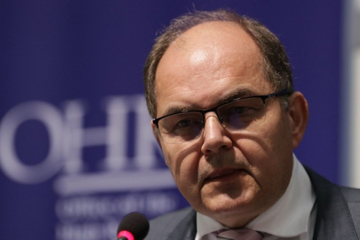 Šmit poništio Zakon o nepokretnoj imovini Srpske