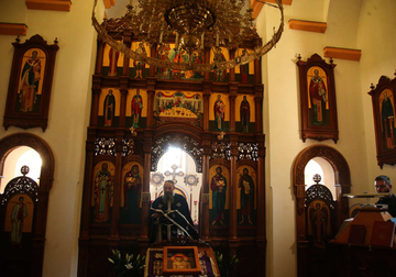 Neobičan običaj: Crkve dva naroda su jedna do druge, a vjernici zajedno idu u litiju kroz selo