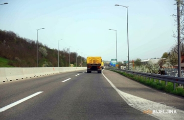 Zabranjen saobraćaj za sva vozila na regionalnom putu u rejonu Starog Ugljevika prema Glavičicama