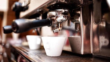 Pozvao policiju zbog cijene espresa, vlasnik kažnjen sa 1.000 evra