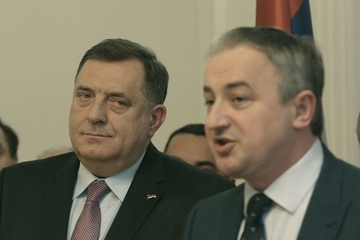 Nastavljena Tviter prepirka: Dodik opoziciji poručio da su lažovi, Borenović mu uzvratio da je "veleizdajnik"