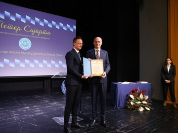 Sijartu uručen počasni doktorat Univerziteta u Banjaluci