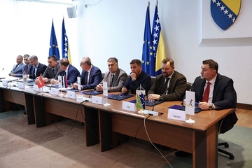 Platforma za EU put BiH bez HDZ-a i SNSD-a: Dogovor koji je osuđen na blokadu?