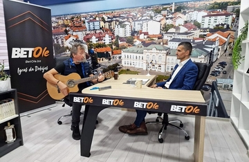 Bato Sulejman Hanušić: Uz stariju sestru i magazin „Džuboks“ sam zavolio rock and roll (VIDEO)