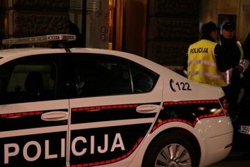 Tragedija u Zenici: Muškarac ubijen u tuči ispred fast fuda, osumnjičeni pobjegao