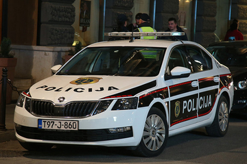 U Sarajevu sin zapalio oca i pobjegao, policija traga za njim