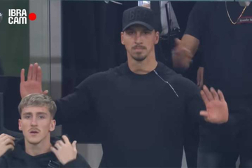 Kad Ibrahimović navija mlađi saigrači dobiju ćušku VIDEO