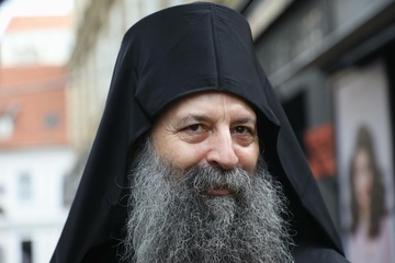 "Nosio je dugu kosu i slušao Azru" Drugovi se prisjetili patrijarha Porfirija iz mladih dana, IMAJU SAMO RIJEČI HVALE