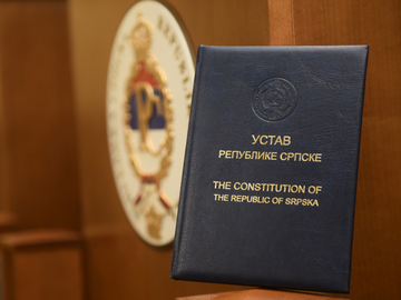 Novom ustavu Republike Srpske prijeti opasnost od političkih sukoba: Šta je zaista potrebno za njegovu promjenu?