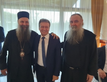"Patrijarh donosi blagoslov, poruke i pouke" Vasilije Perić u tuzlanskom hramu