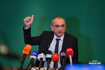 Grujičić traži vanrednu sjednicu Skupštine: “Grad Bijeljina u alarmantnoj finansijskoj situaciji”