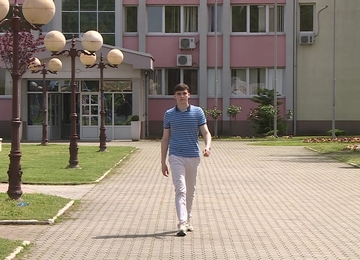 Dječak genijalac iz Ugljevika stigao do prestižnog univerziteta u Americi: “Rado ih učim šta je Srpska” (FOTO)