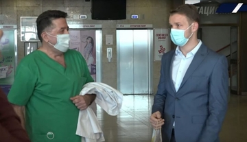 UKC RS nije dopustio Drašku Stanivukoviću da daruje prvorođenu bebu 