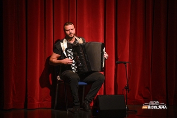 Koncert svjetskog virtuoza na harmonici Dušana Sekulića povodom Dana žena