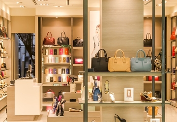 "Armani", "Iphone", "Prada": Koje sve falsifikate pokušavaju prodati u BiH?
