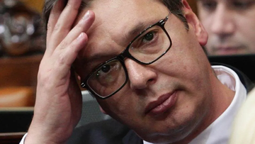Vučić zaustavljen na letu za Moskvu, čeka odobrenje za nastavak leta