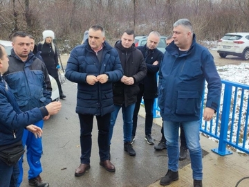 Minić i Milovanović u obilasku vodoprivrednog objekta u Janji