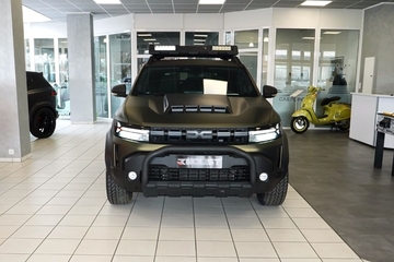 Kako izgleda Dacia od 50.000 evra: Jeftini SUV pretvorili u moćan terenac