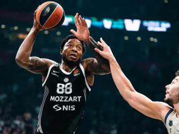 Barselona srušila Partizan trojkom sa pola terena – “crno-bijeli” poraženi u trileru u Areni