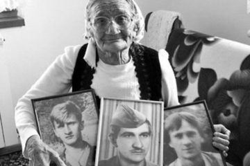 Sahranjena majka tri poginula borca Joka Milovanović